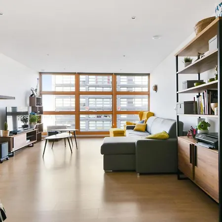 Bright 1br In Euralille District, Close To Stations And Old - Welkeys * Lille
